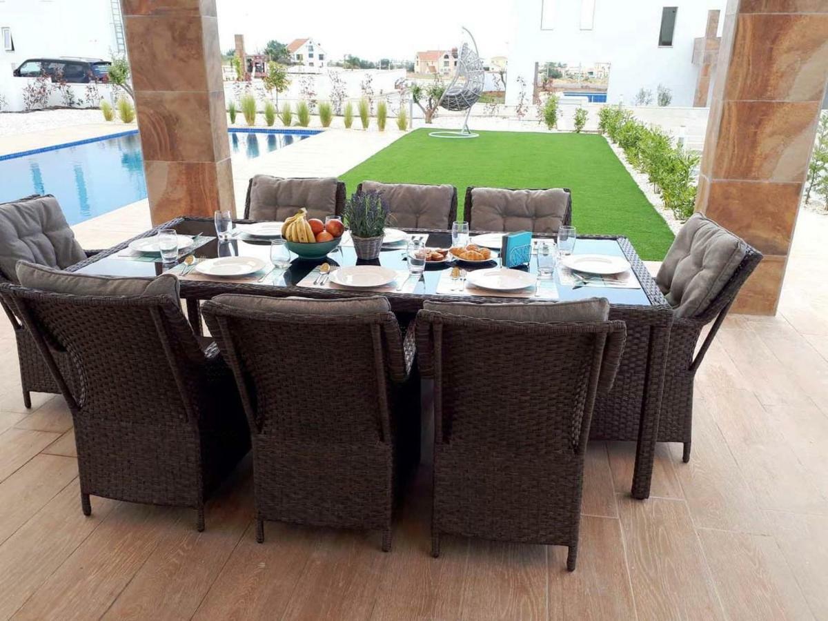 Coral Elite Residences Coral Bay Extérieur photo